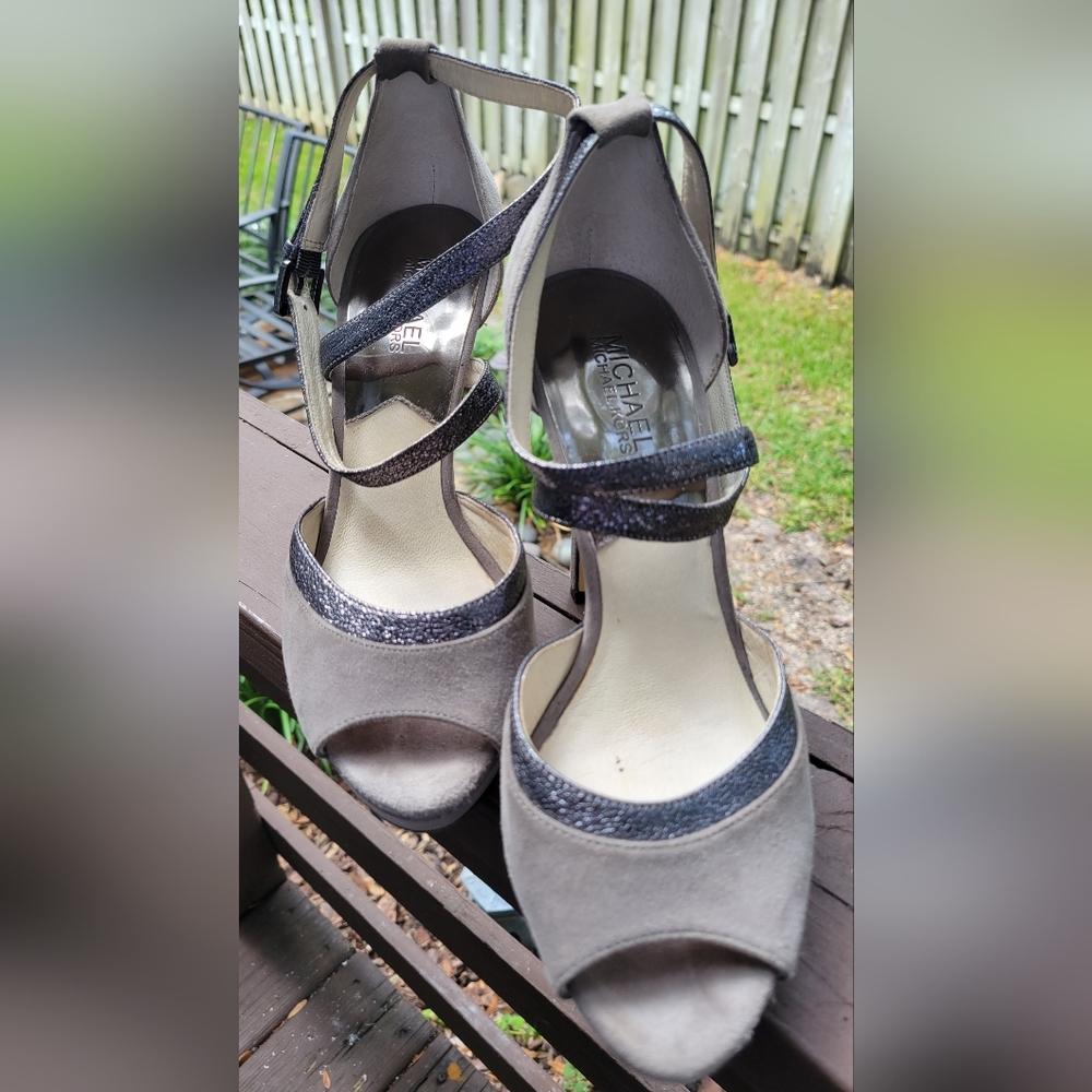 GUC Michael Kors Heels Size 8.5M